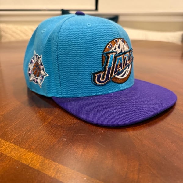 Mitchell & Ness Utah Jazz Hardwood Classics Fitted Hat Size 7 3/4