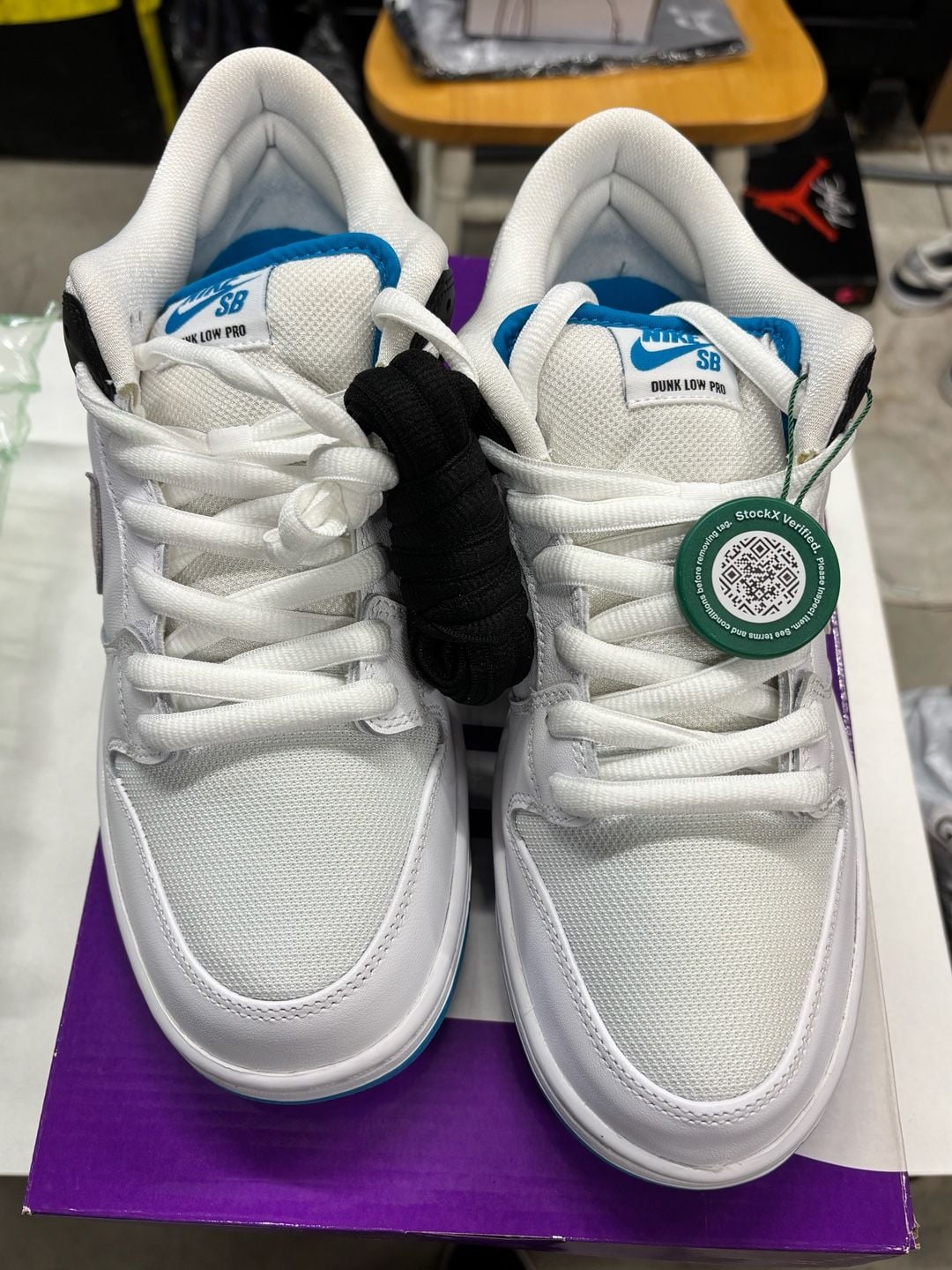 Nike SB Dunk Low Pro Laser Blue Size 10M brand new 5