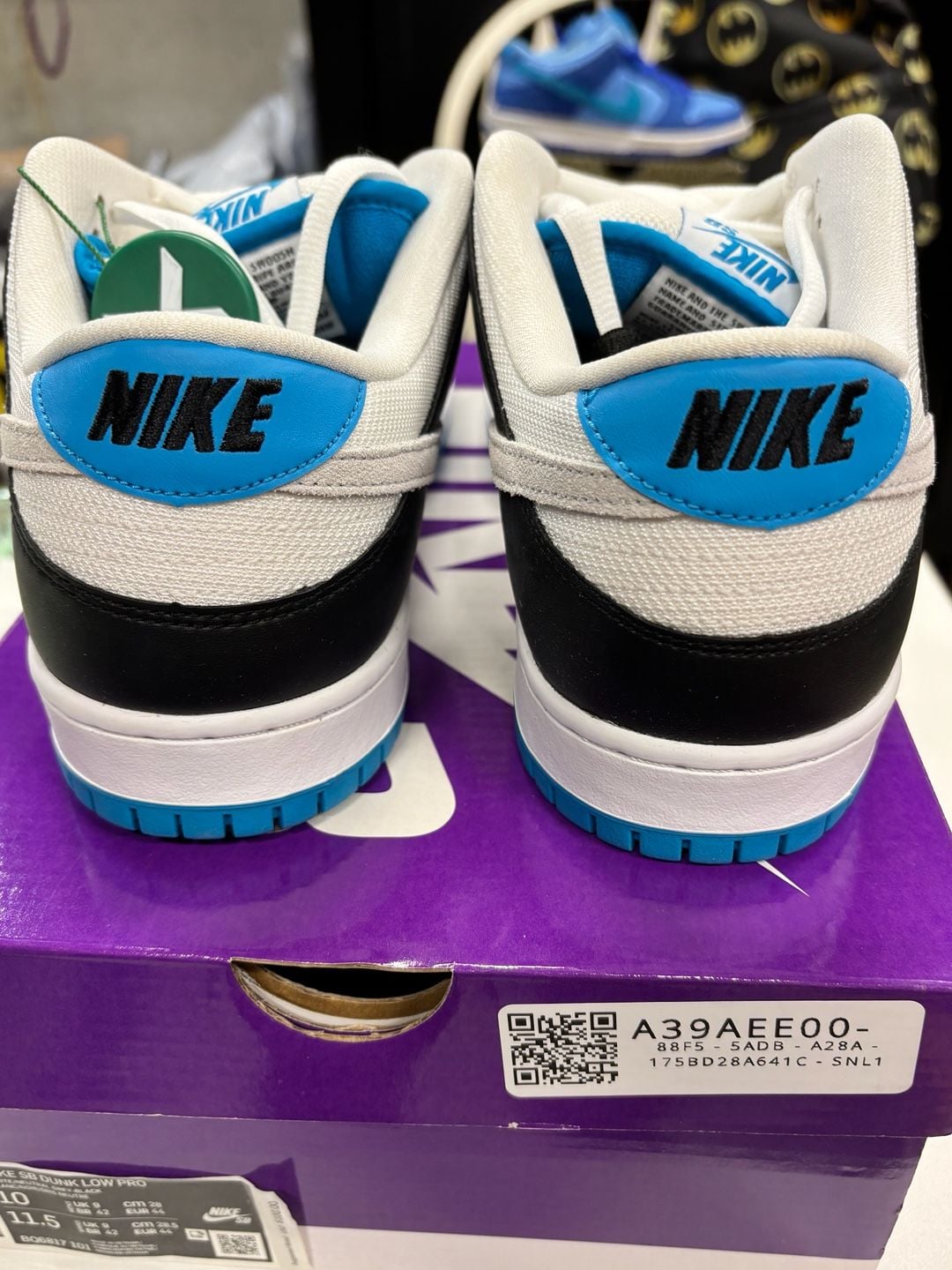 Nike SB Dunk Low Pro Laser Blue Size 10M brand new 6