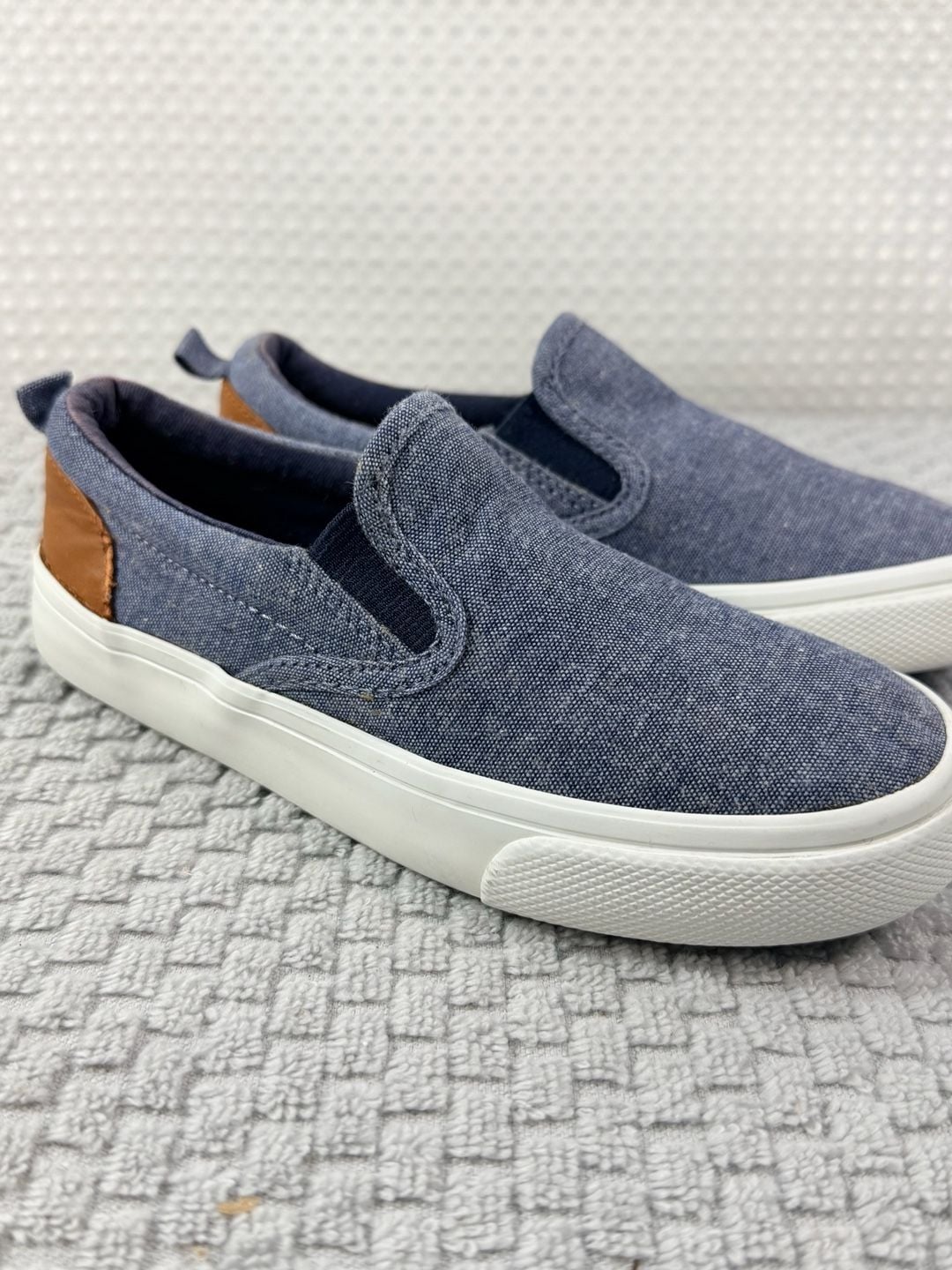 Old Navy Slip-On Sneakers Blue Canvas Casual Kids Shoes 2