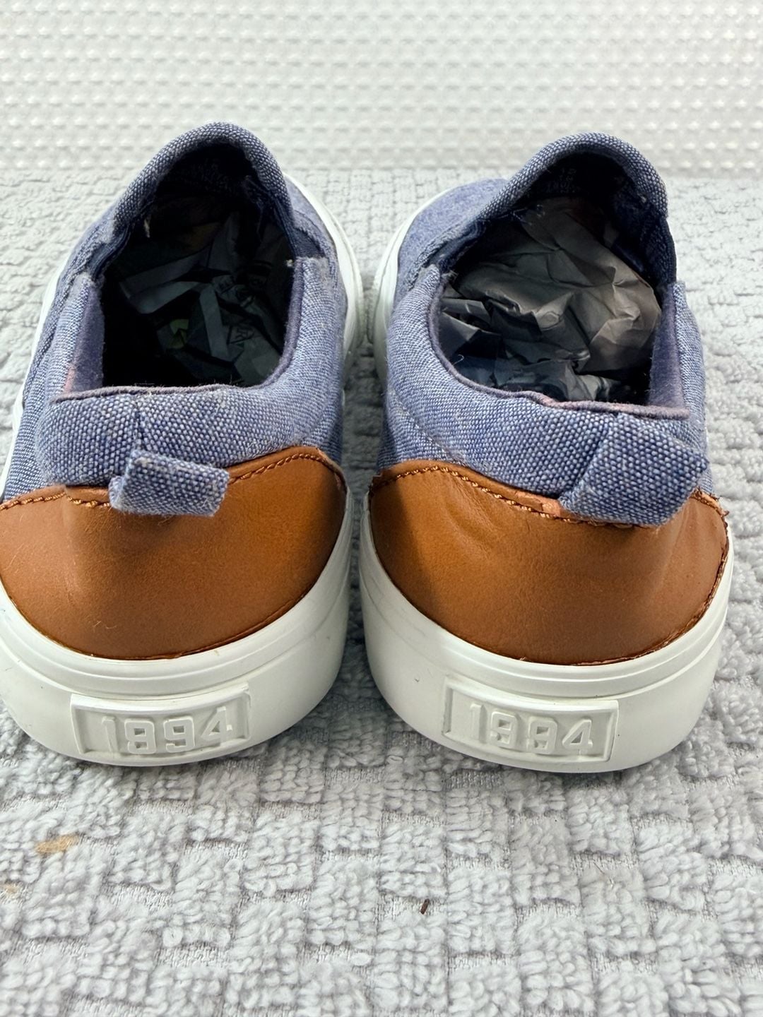 Old Navy Slip-On Sneakers Blue Canvas Casual Kids Shoes 5
