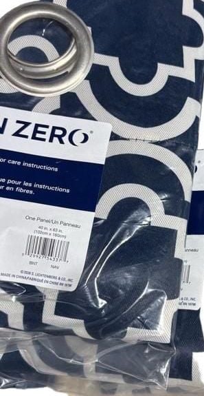 2 BNIP Sun Zero Barnett Trellis 40 in. x 63 in. Navy Blackout Curtain 4