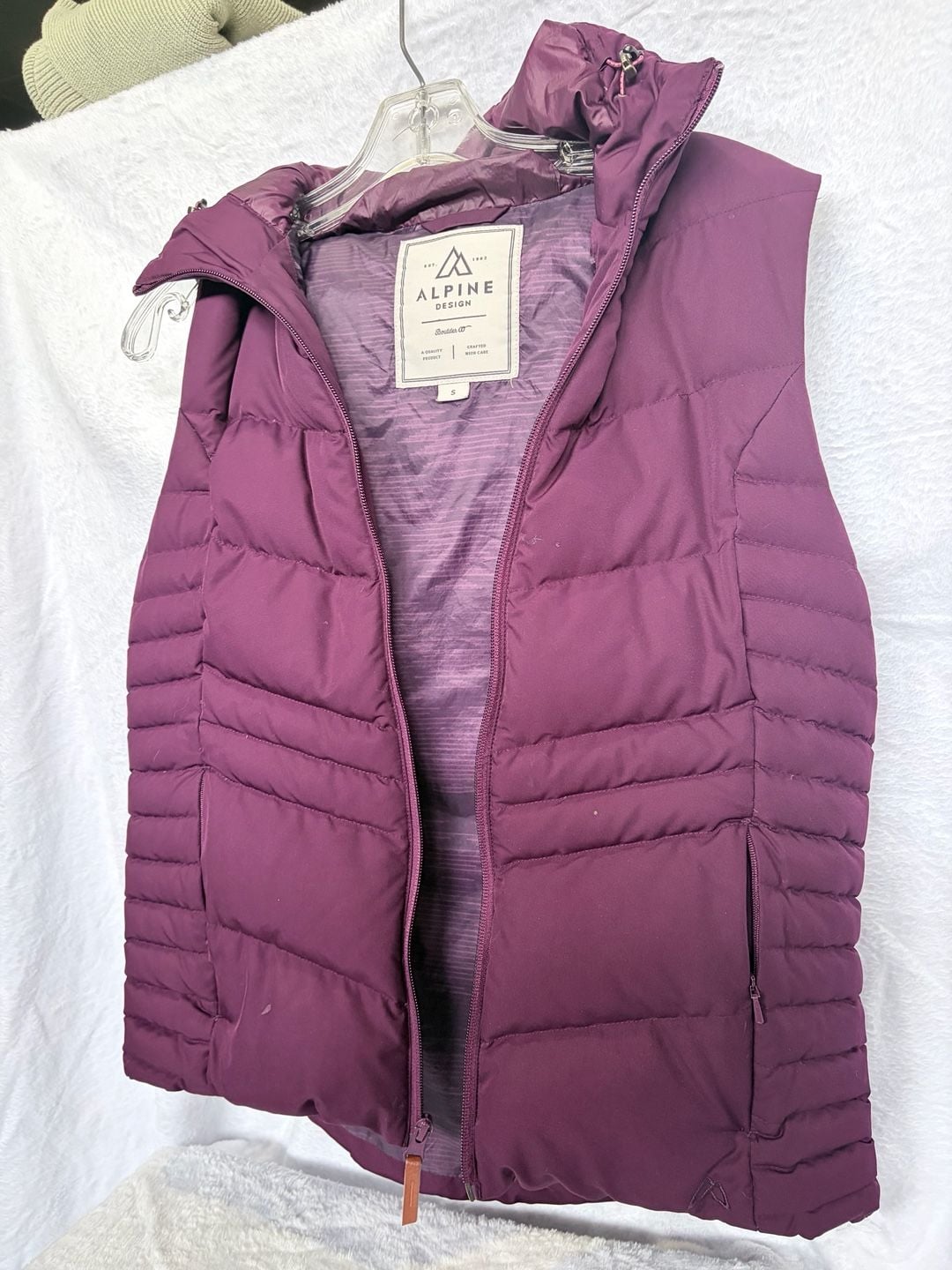 Alpine Design Puffer Vest Size S Plum Hooded Quilted Full Zip 3