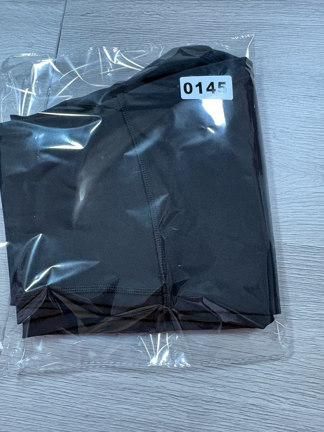 Lululemon Leggings Size 6 Black Athletic Crop Pants 4