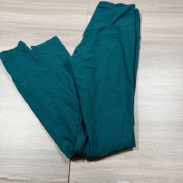 Lululemon Wunder Train High-Rise Tight Size 6 Teal Leggings