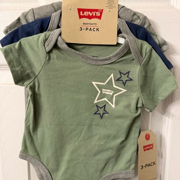 Levi's Bodysuits Size 3M 3-Pack Star Graphic