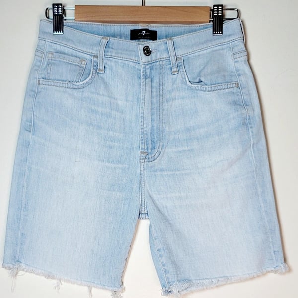 7 For All Mankind Bike Short Size 27 Light Wash Raw Hem Denim