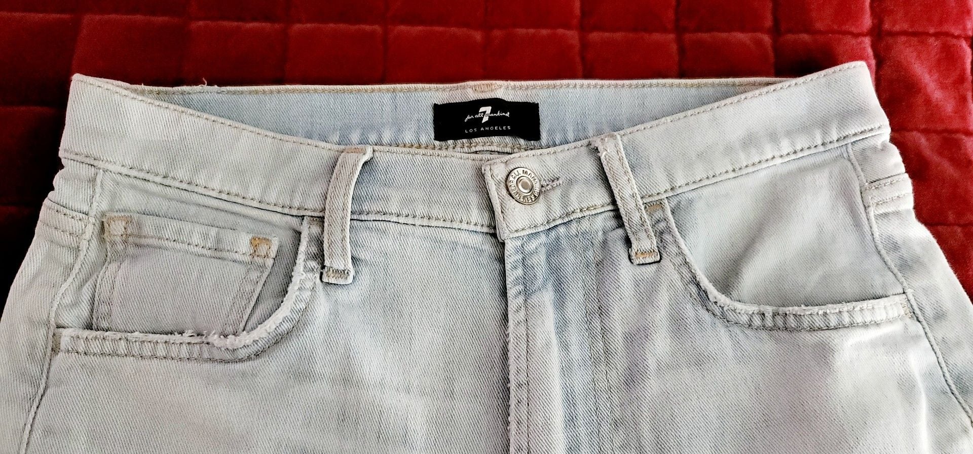 7 For All Mankind Bike Short Size 27 Light Wash Raw Hem Denim 4