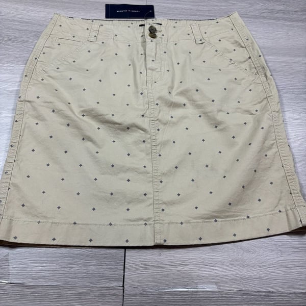 Tommy Hilfiger Chino Skirt Size 4 Beige Diamond Print