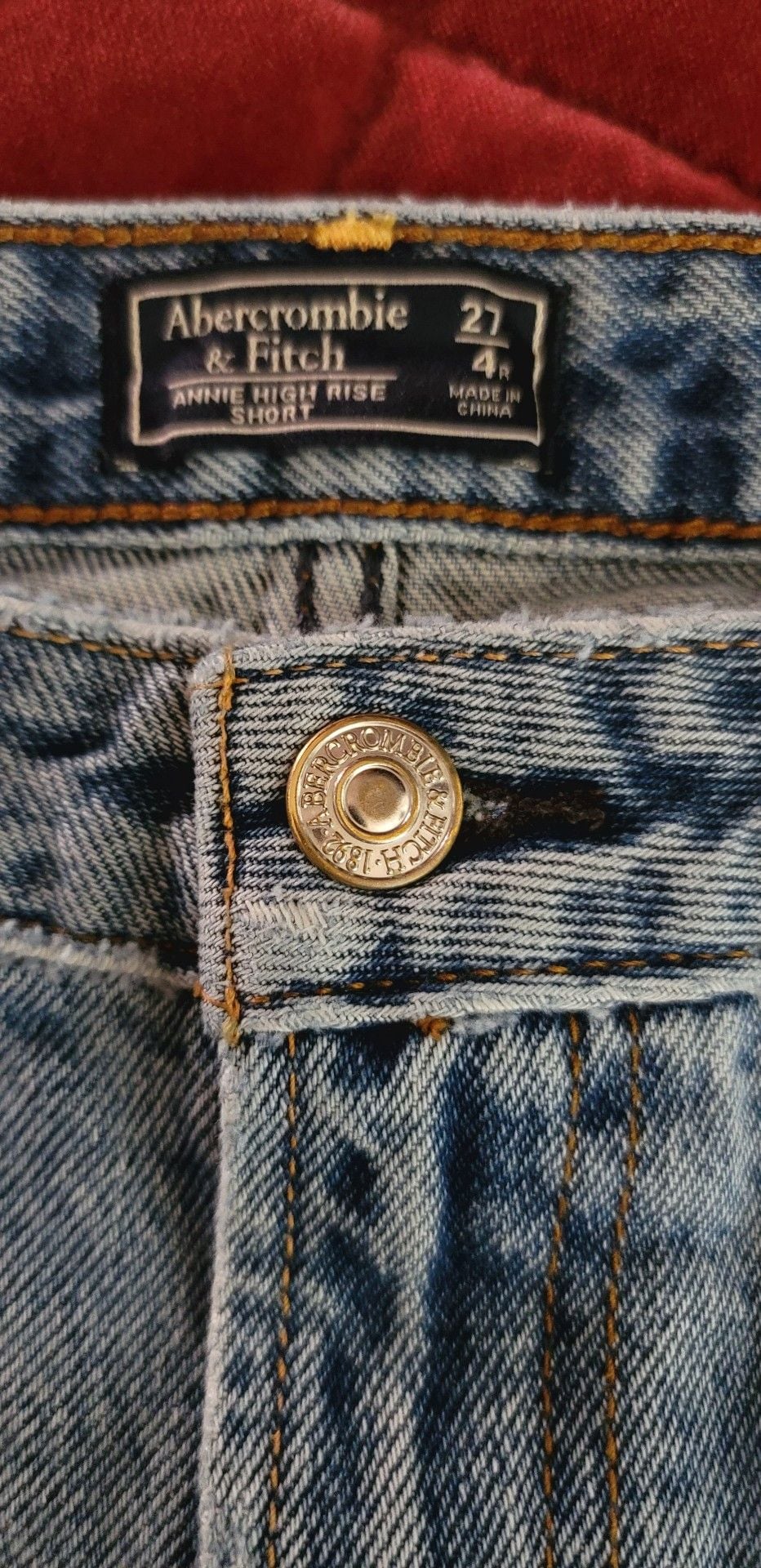 Abercrombie & Fitch Annie High Rise Short Size 27 4R Distressed Denim 4