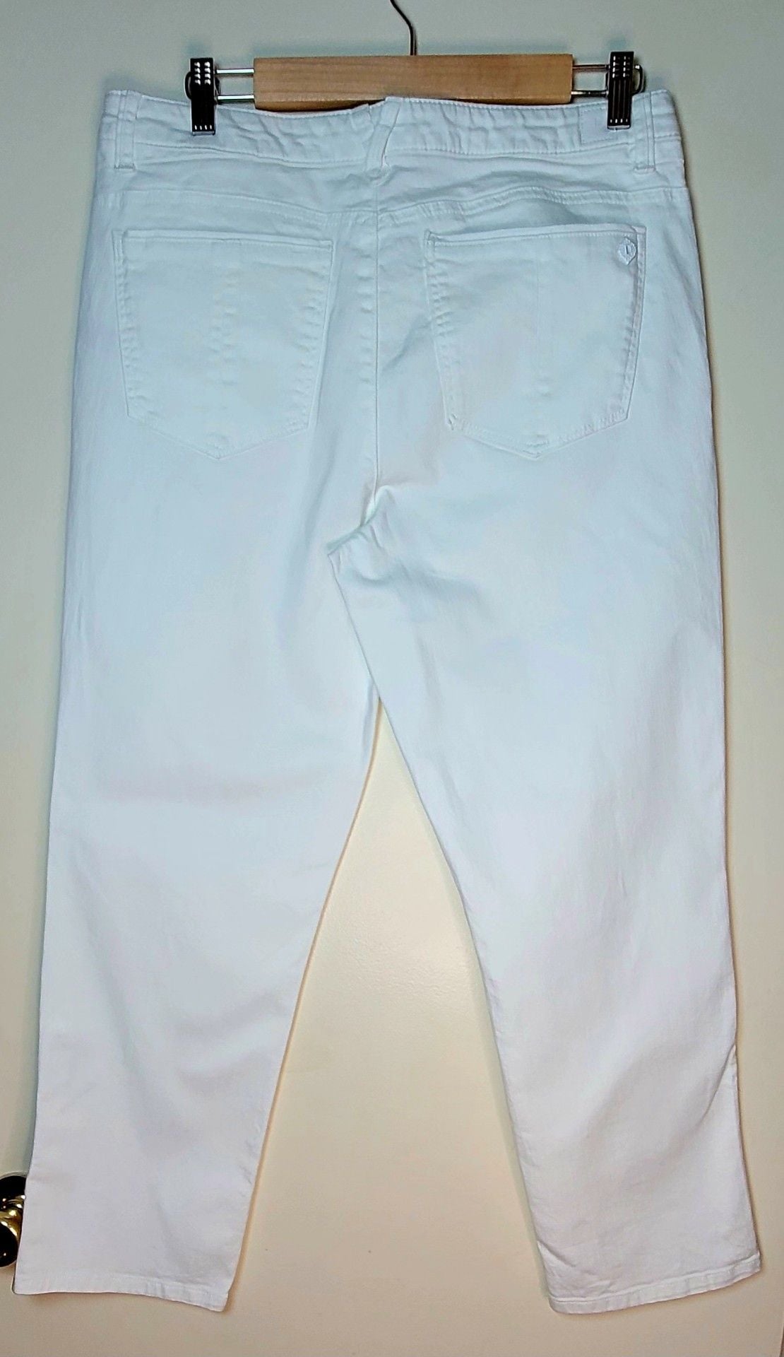 Product thumbnail 5