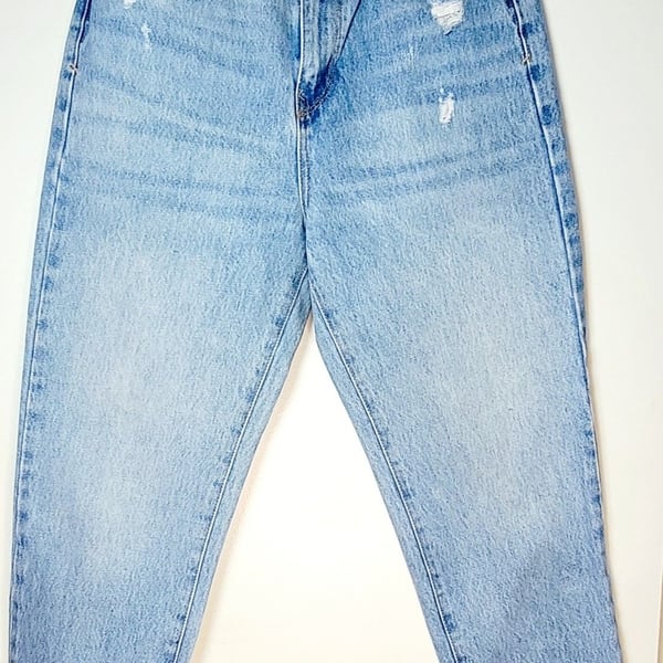 Zara Distressed Mom Jeans Size 4 Light Wash Denim