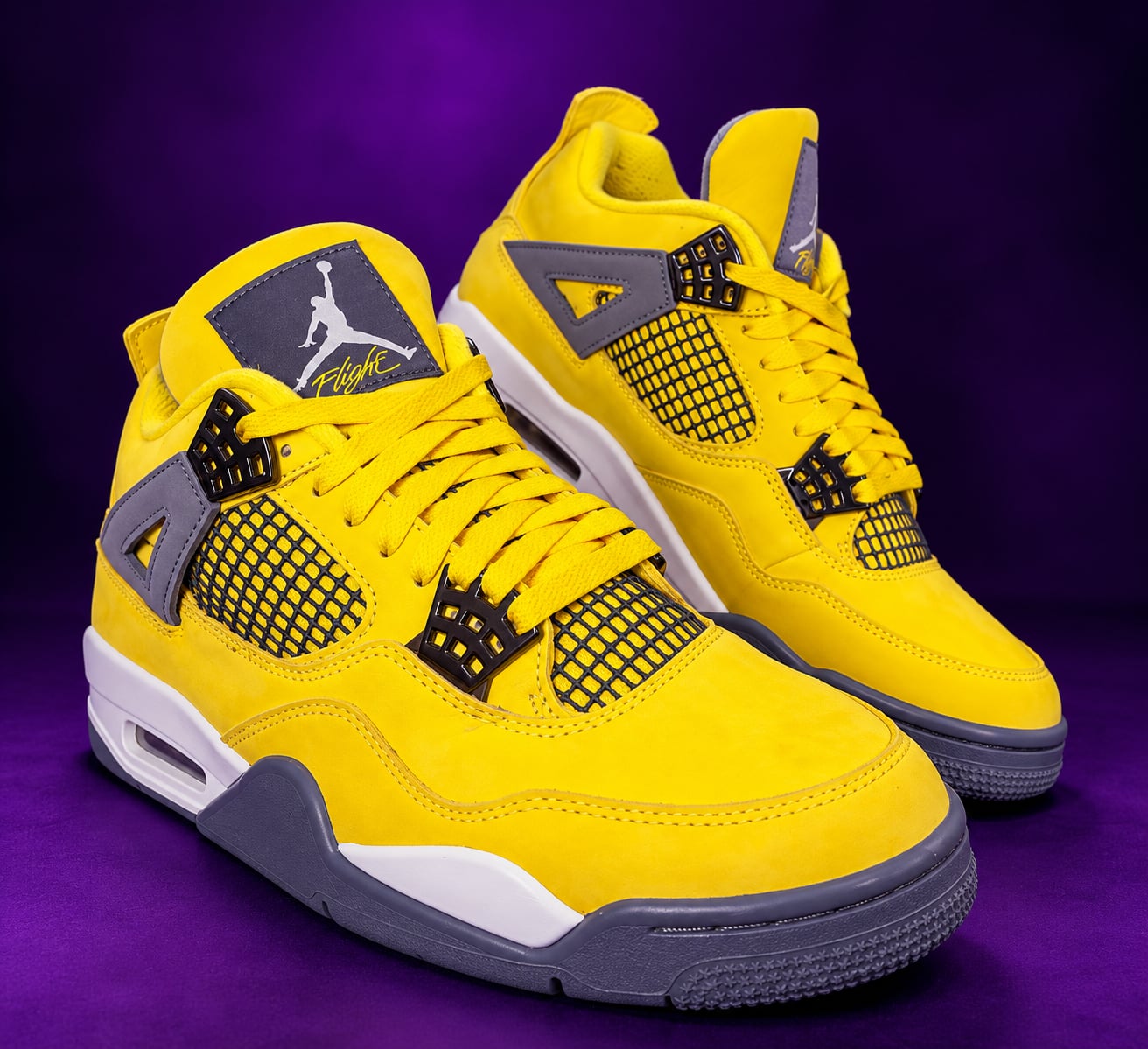 Air Jordan 4 Retro Lightning 2021 Tour Yellow Sneakers Men’s Size 8 3