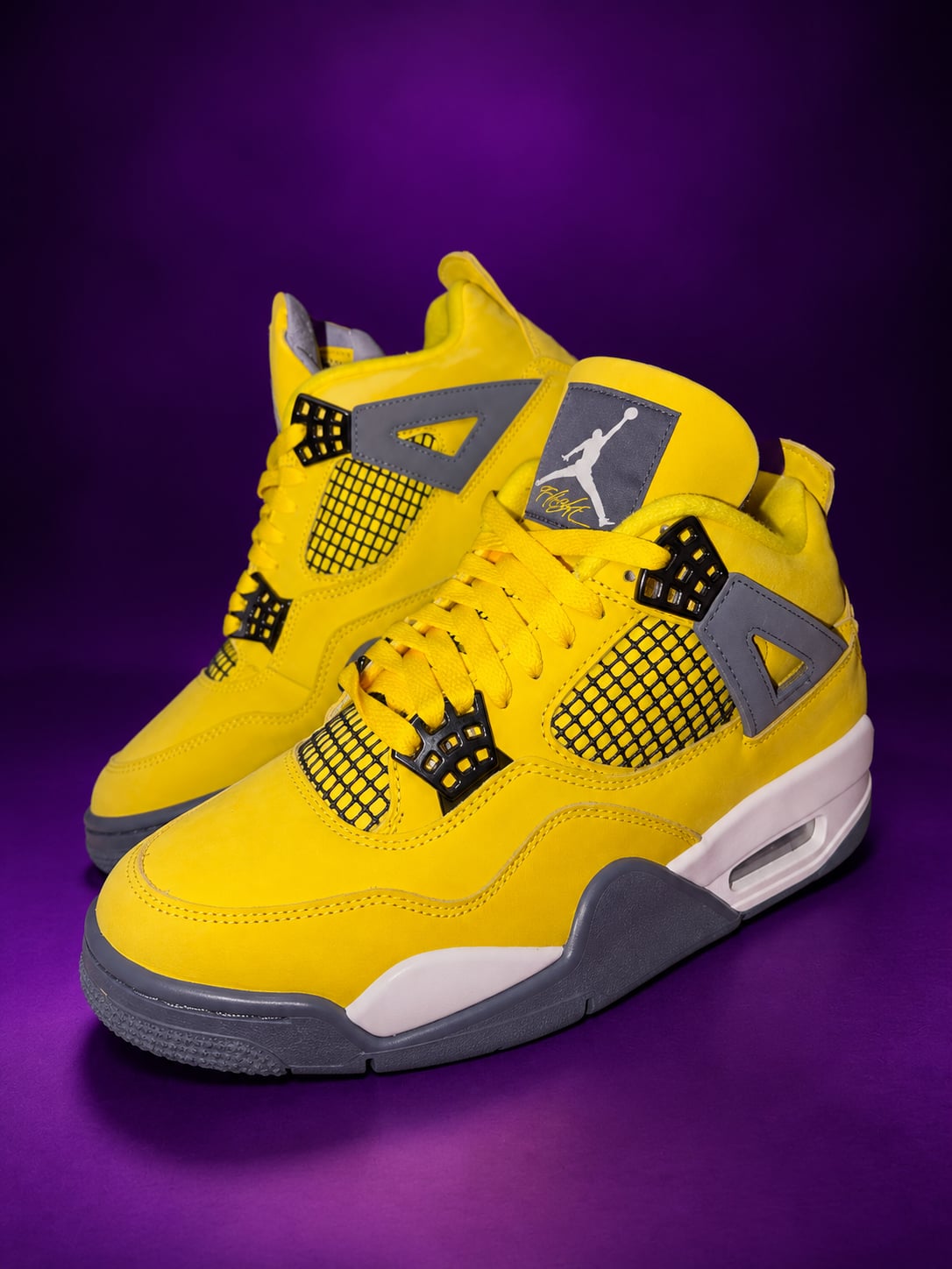 Air Jordan 4 Retro Lightning 2021 Tour Yellow Sneakers Men’s Size 8 5