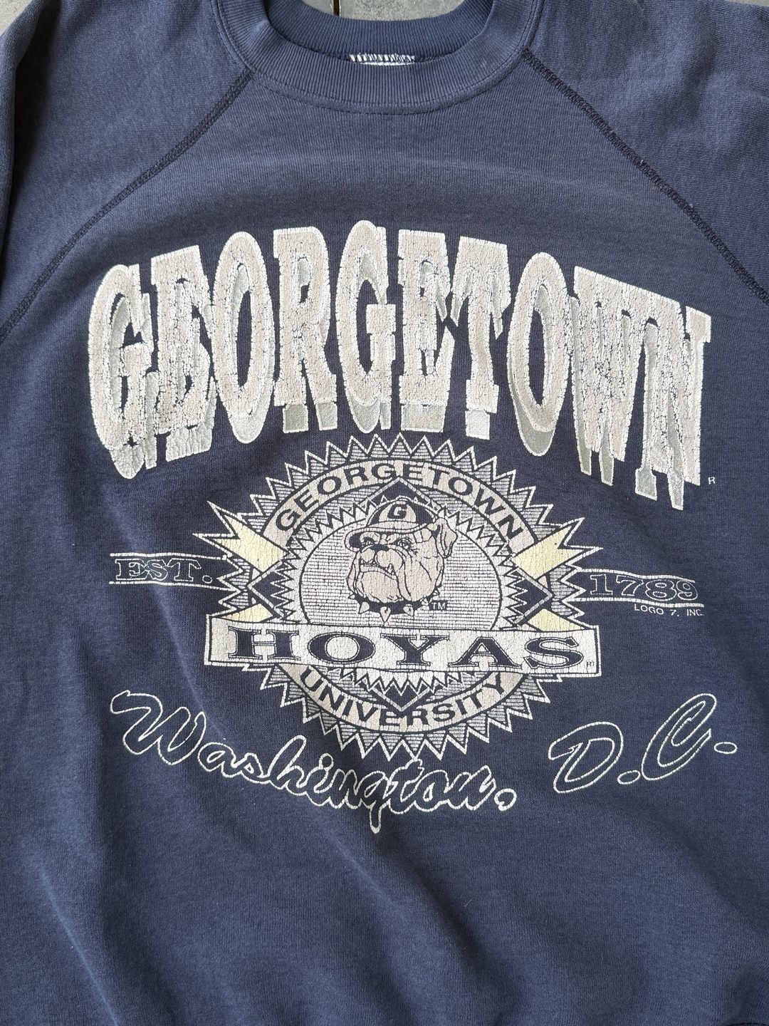 Vintage 90s Georgetown Hoyas Crewneck Sweatshirt Logo 7 NCAA College Navy Blue Washington DC 3
