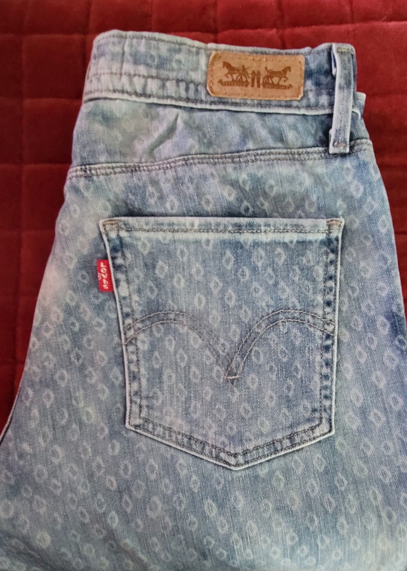 Levi's Mid Rise Skinny Size 28 Diamond Print Blue Denim Jeans 2