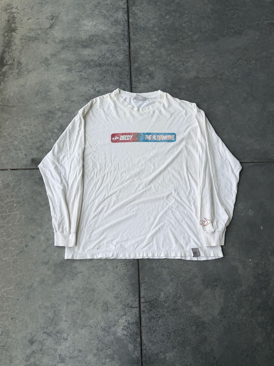 Vintage DECOY The Alternative Long Sleeve Shirt White Graphic Y2K 90s Streetwear 2