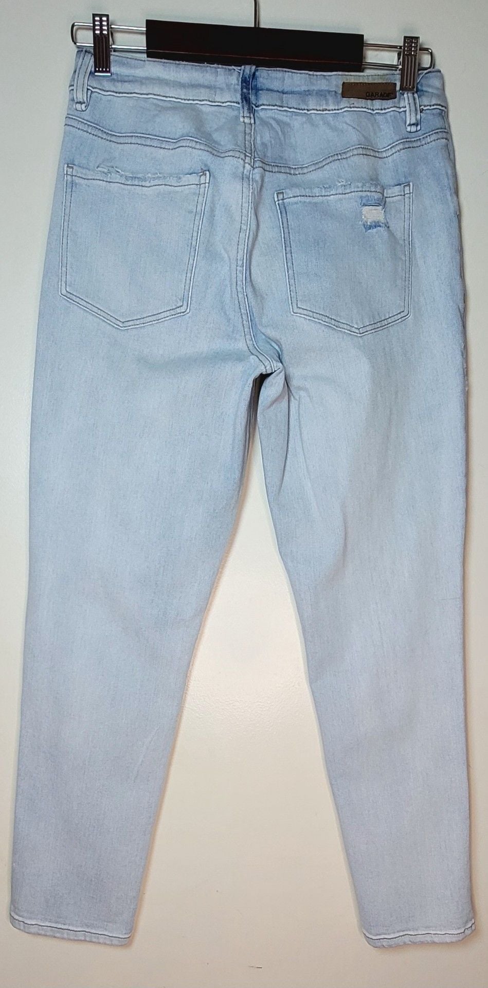Garage Distressed Denim Jeans Size 5 Light Wash 4