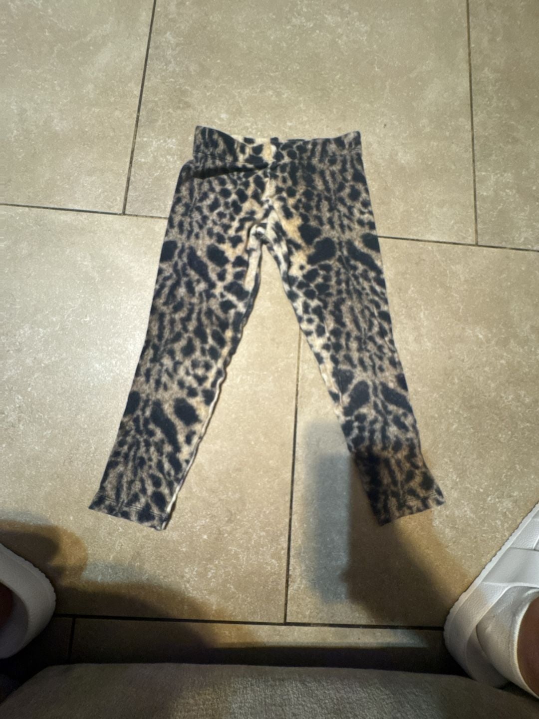Bellerose Leopard Print Turtleneck and Leggings Set Size 6 4