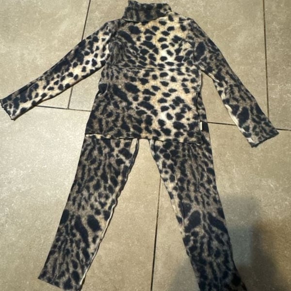 Bellerose Leopard Print Turtleneck and Leggings Set Size 6