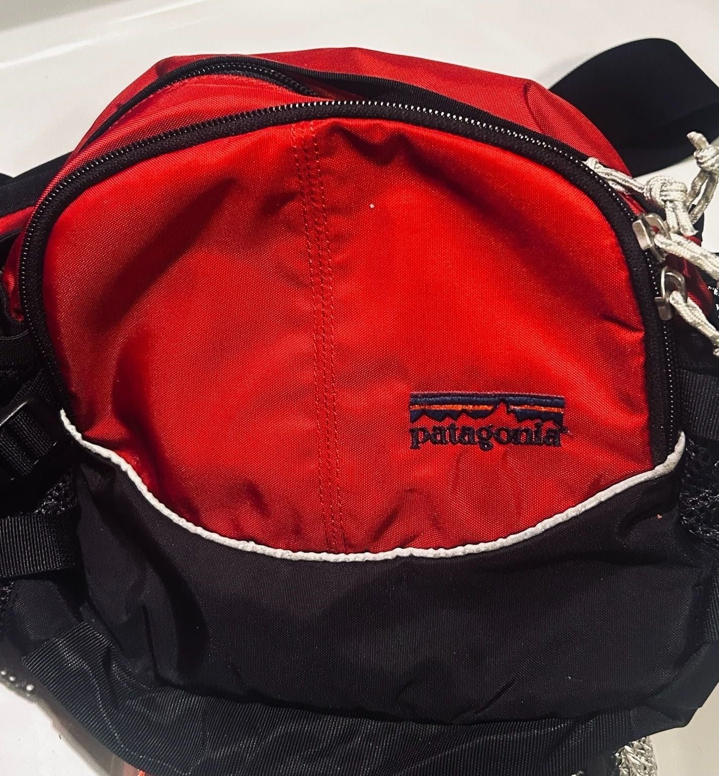 Patagonia Pablano Lumbar Pack 2002 Y2K Vintage Red 2
