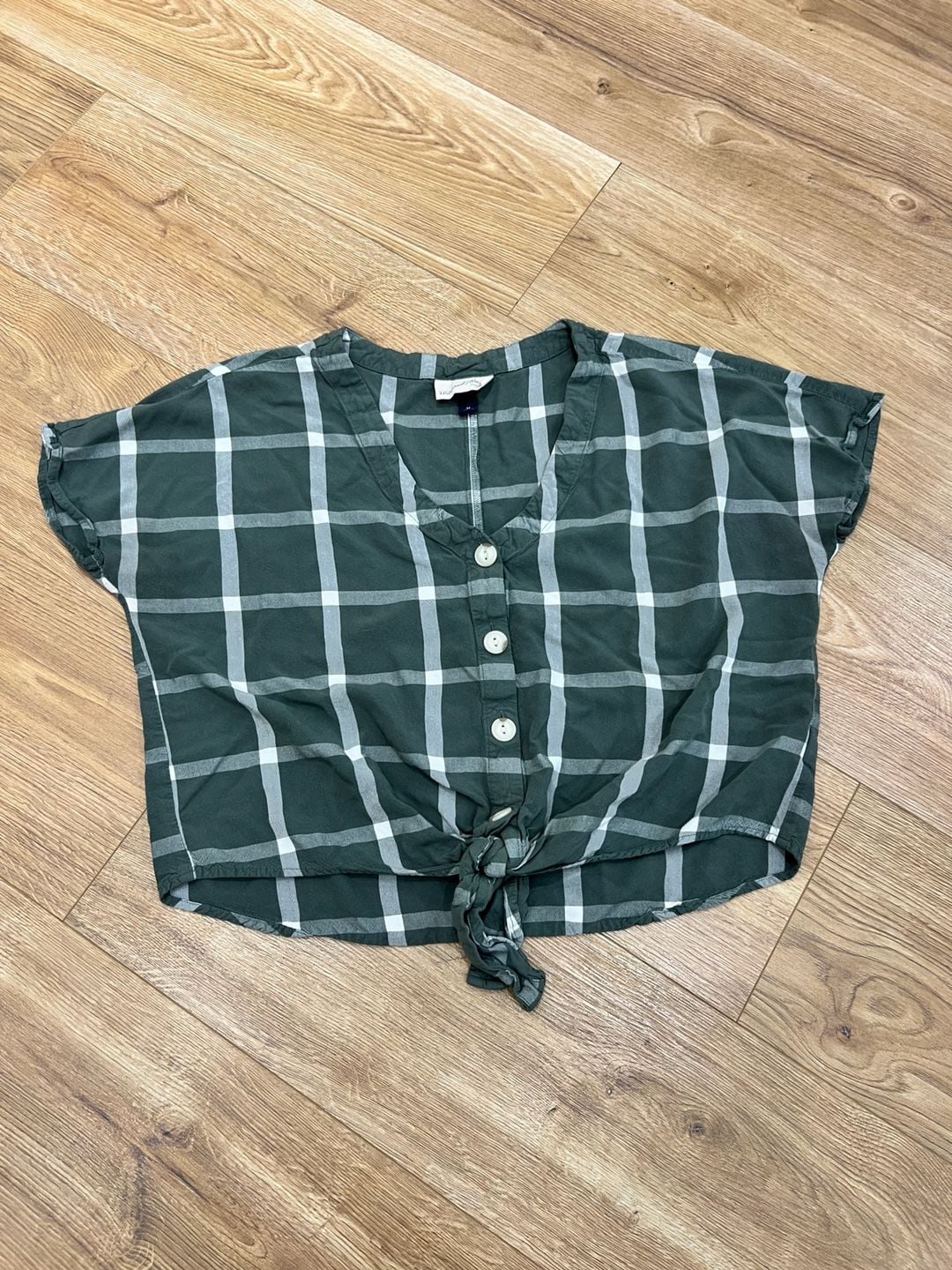 Universal Thread Tie Front V-Neck Top Size M Green White Plaid 2