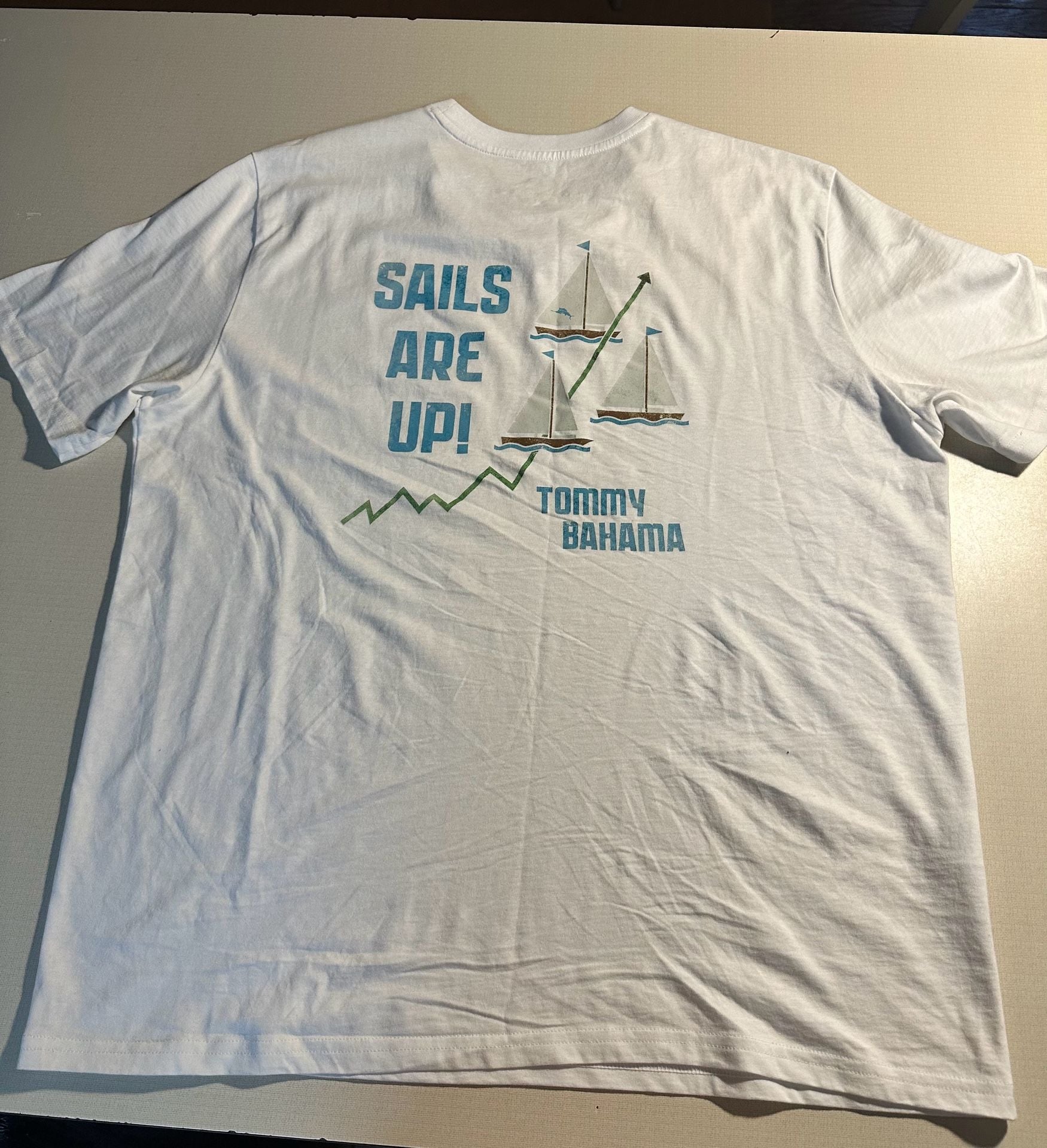 Tommy Bahama Sails Are Up Graphic T-Shirt Size L White 4