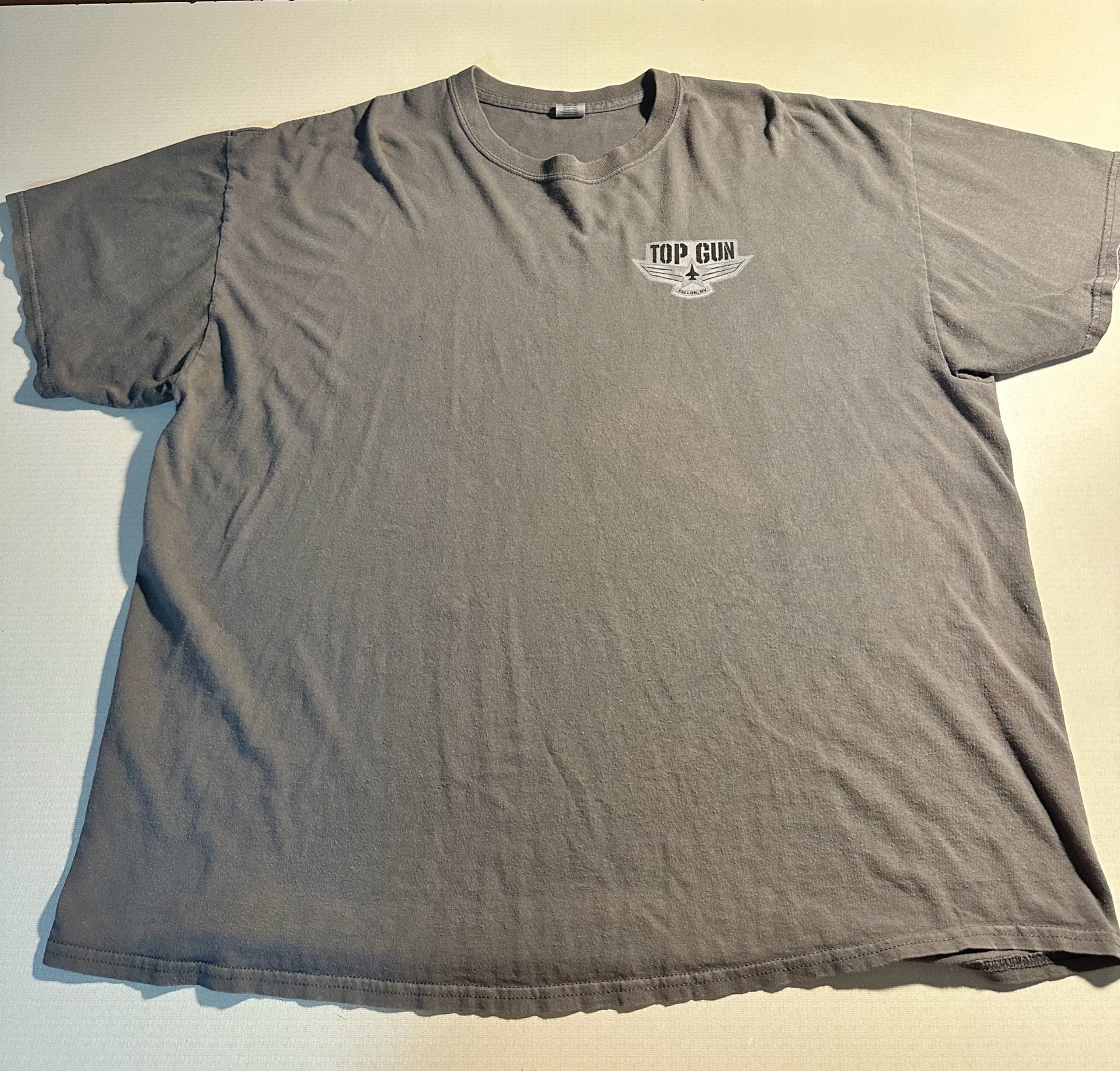 Gildan Top Gun Fallon NV Graphic T-Shirt Gray Heavy Cotton 2