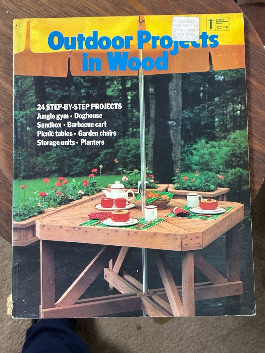 Creative Homeowner Press Outdoor Projects In Wood Book 1