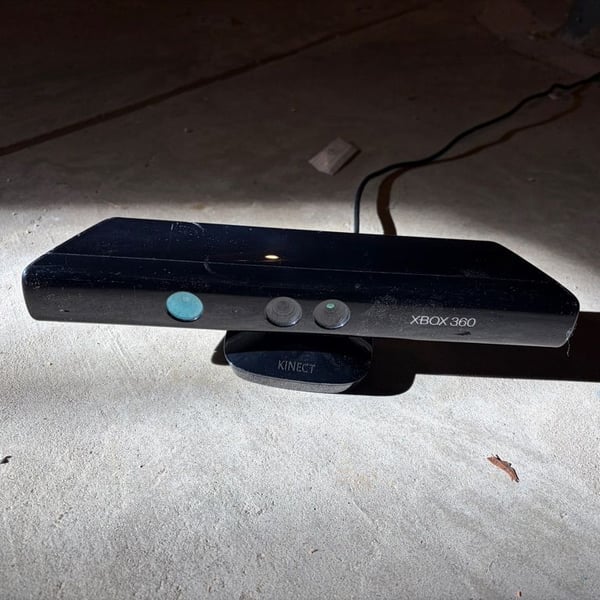 Microsoft Xbox 360 Kinect Sensor Bar