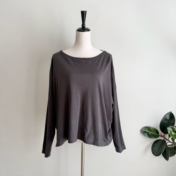 Eskandar Cotton Jersey Long Sleeve Scoop Neck Top Dark Gray