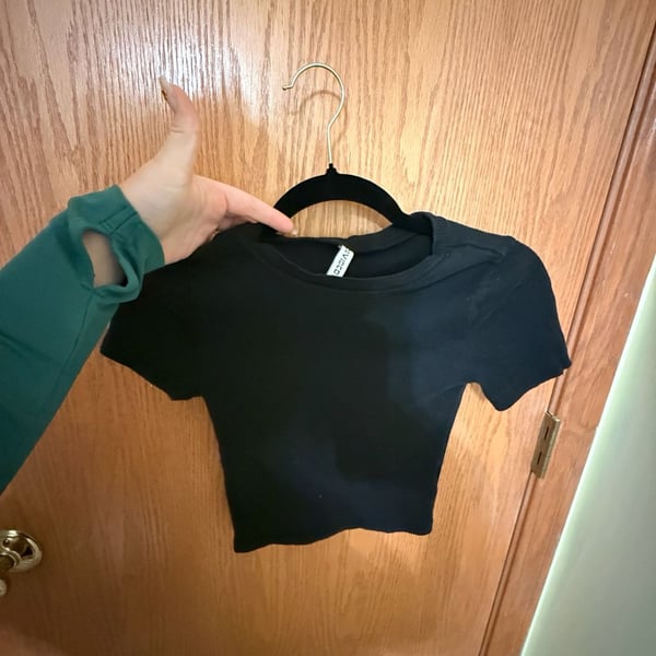 Divided by H&M Short Sleeve Ribbed Crop Top Size S Black