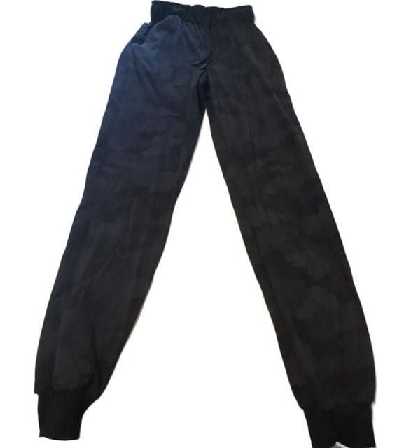 Lululemon Stretch High-Rise Jogger Size 2 Black Camo 3