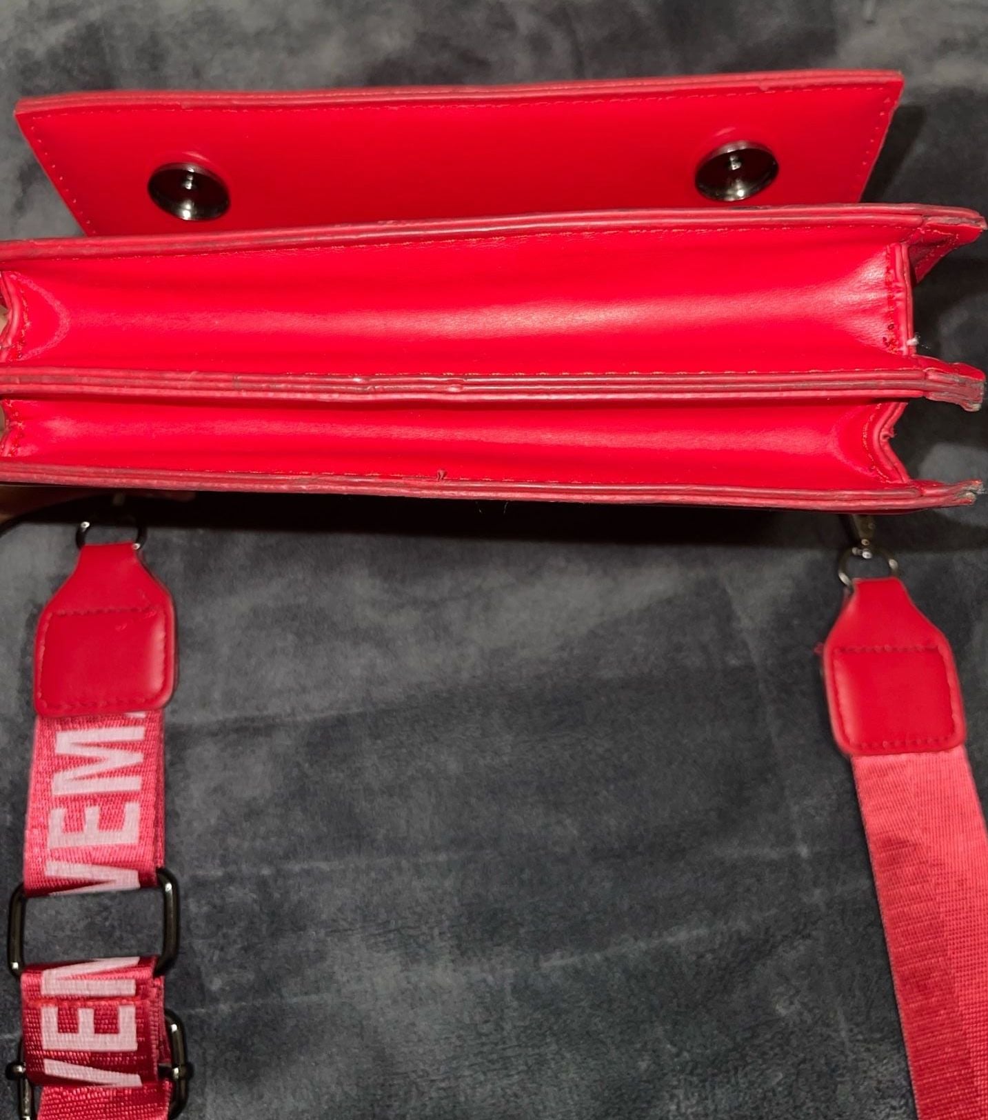 Steve Madden Red Crossbody Bag with Logo Strap 4
