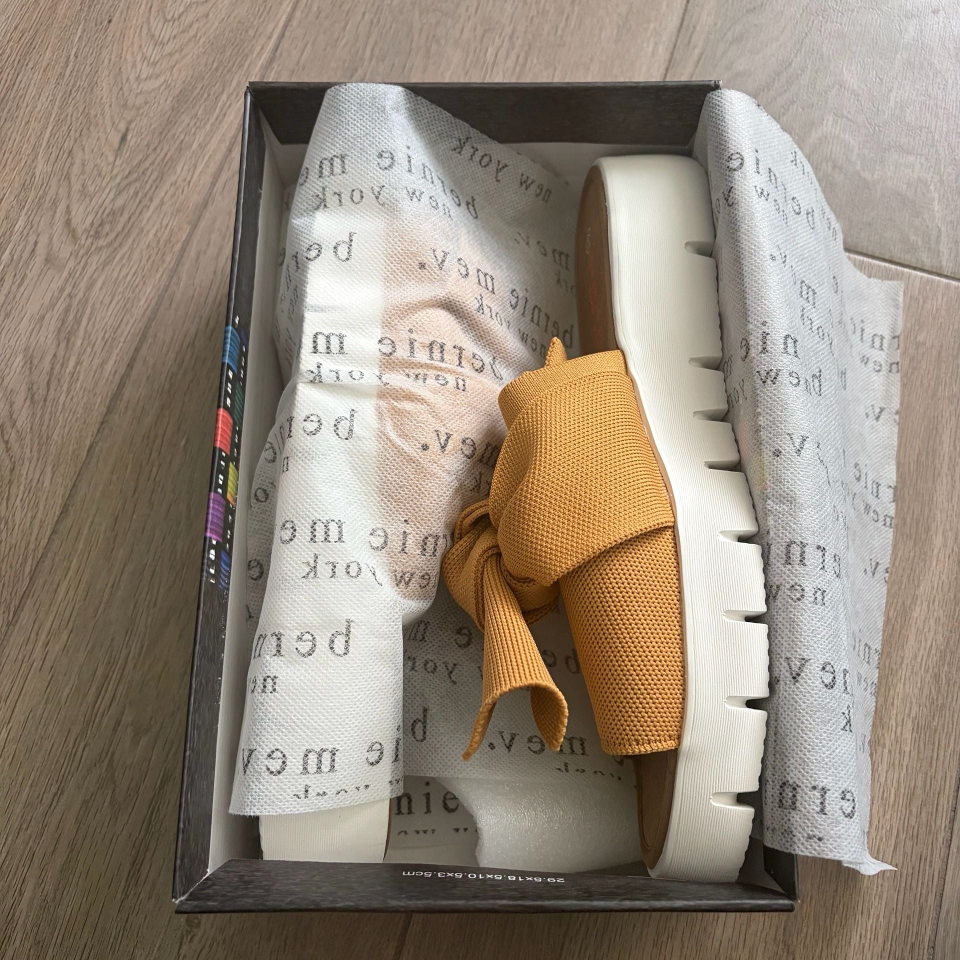 Bernie Mev FX Freesia Sandals Size 41 Mustard Yellow Bow Slides 7