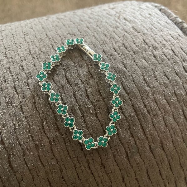Clover stone Tennis Bracelet Green Silver