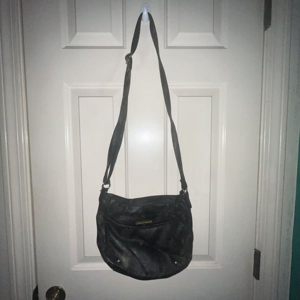 Enzo Angiolini Black Faux Leather Crossbody Hip Purse Bag Gold Zippers