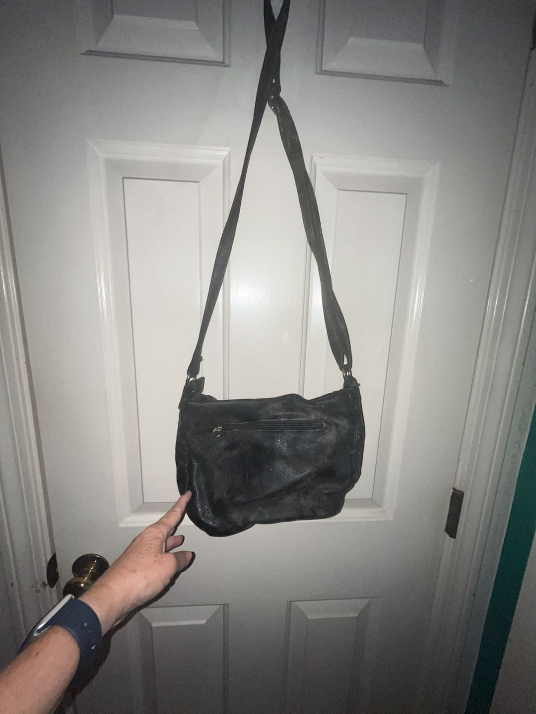 Enzo Angiolini Black Faux Leather Crossbody Hip Purse Bag Gold Zippers 6