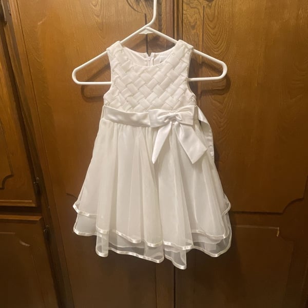 Rare Editions Dress Size 4T White Basketweave Pearls Mesh Bow