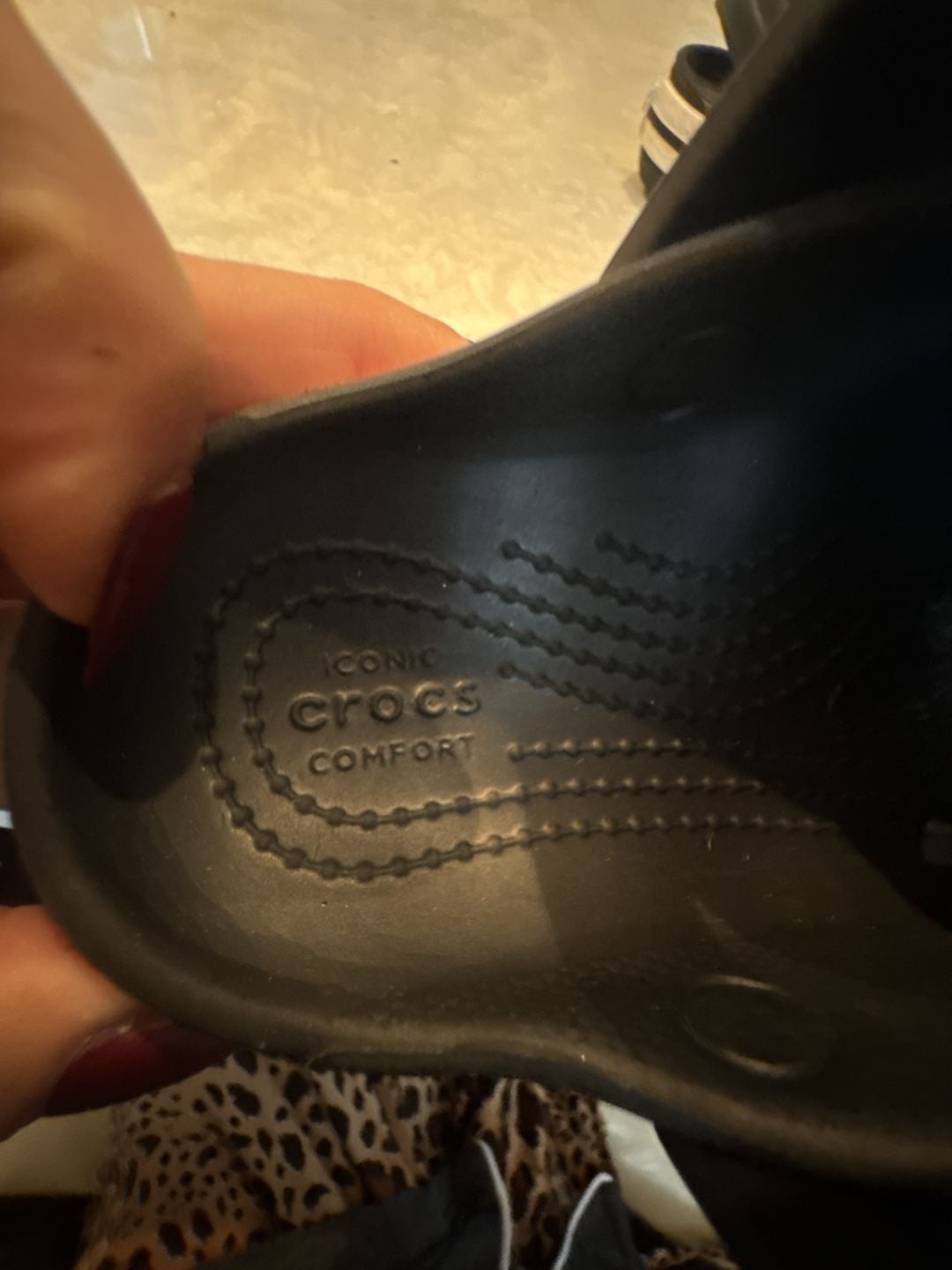 Crocs Unisex Crocband Clog Size kids 8 Black Slip On Sandals 6