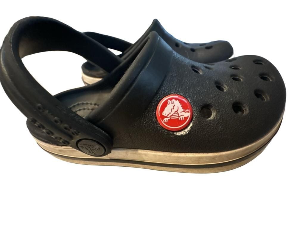 Crocs Unisex Crocband Clog Size kids 8 Black Slip On Sandals 4