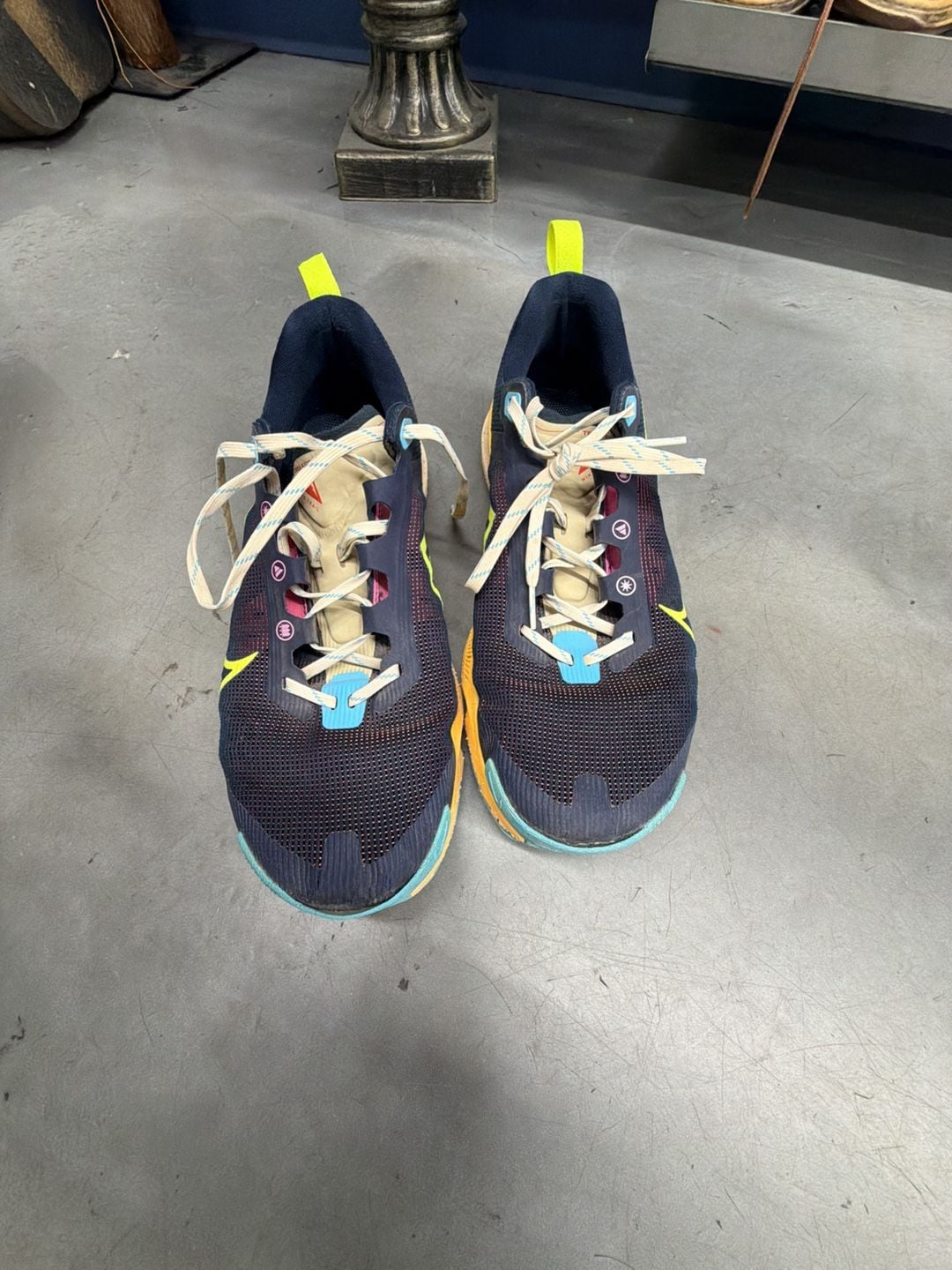 Nike React Terra Kiger 9 Obsidian Citron Volt Trail Running Shoes 2