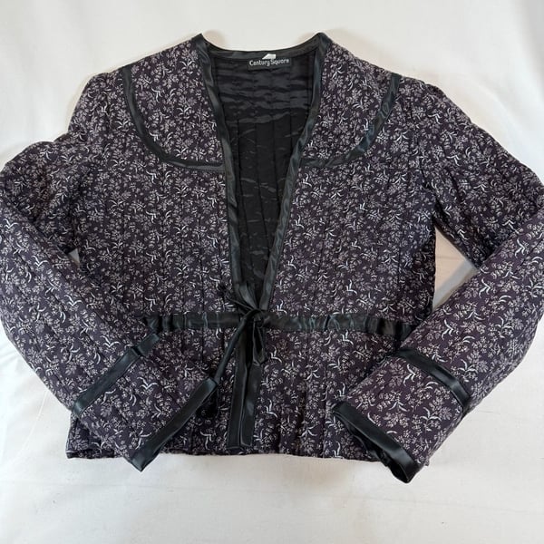 Vintage Century Square Jacket Size M Quilted Cottagecore Grandmacore Whimsigoth Romantic Dark Florals Moody Florals Black Floral Cotton Tie Front 
