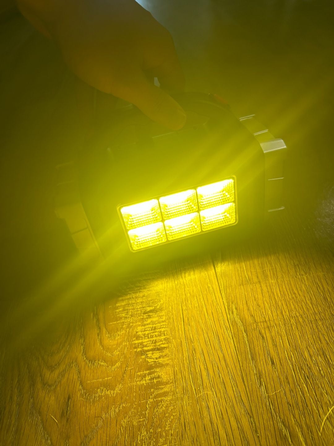 Hurry Bolt Solar Multifunctional Searchlight XPE+8LED+6COB 6