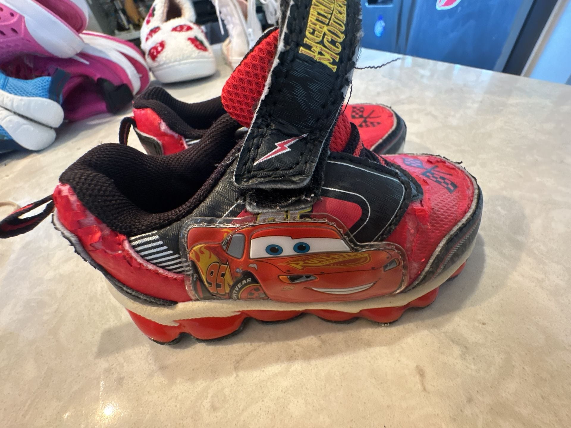 Cars Disney Cars Lightning McQueen Light Up Sneaker Size 6 Red Black 2