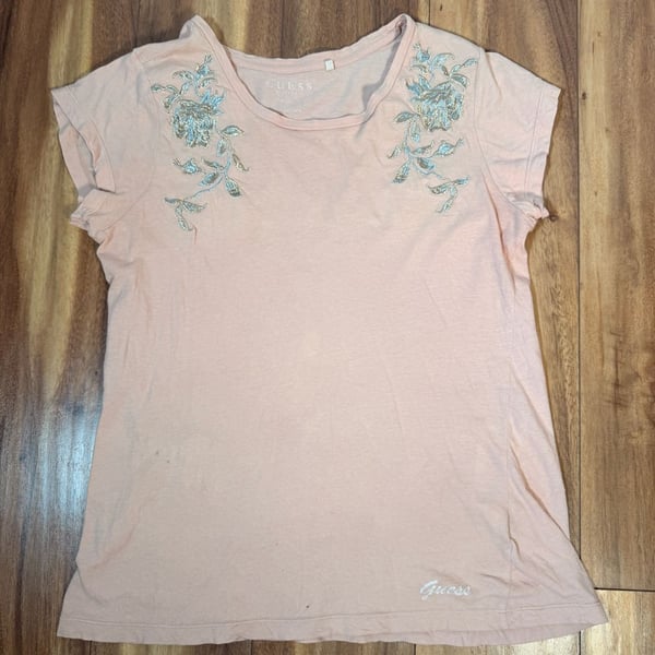 Guess Floral Embroidered T-Shirt Size XS Pink Short Sleeve