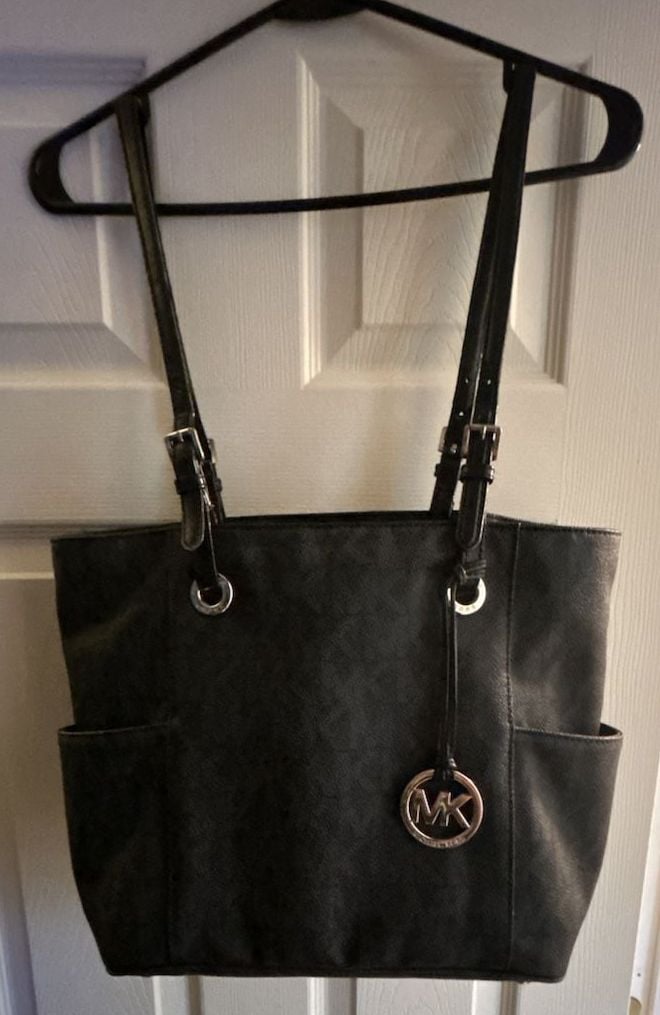 Michael Kors Jet Set Travel Tote Black Logo 2