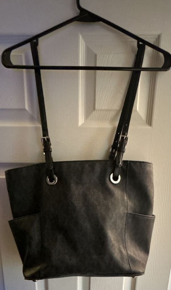 Michael Kors Jet Set Travel Tote Black Logo 3