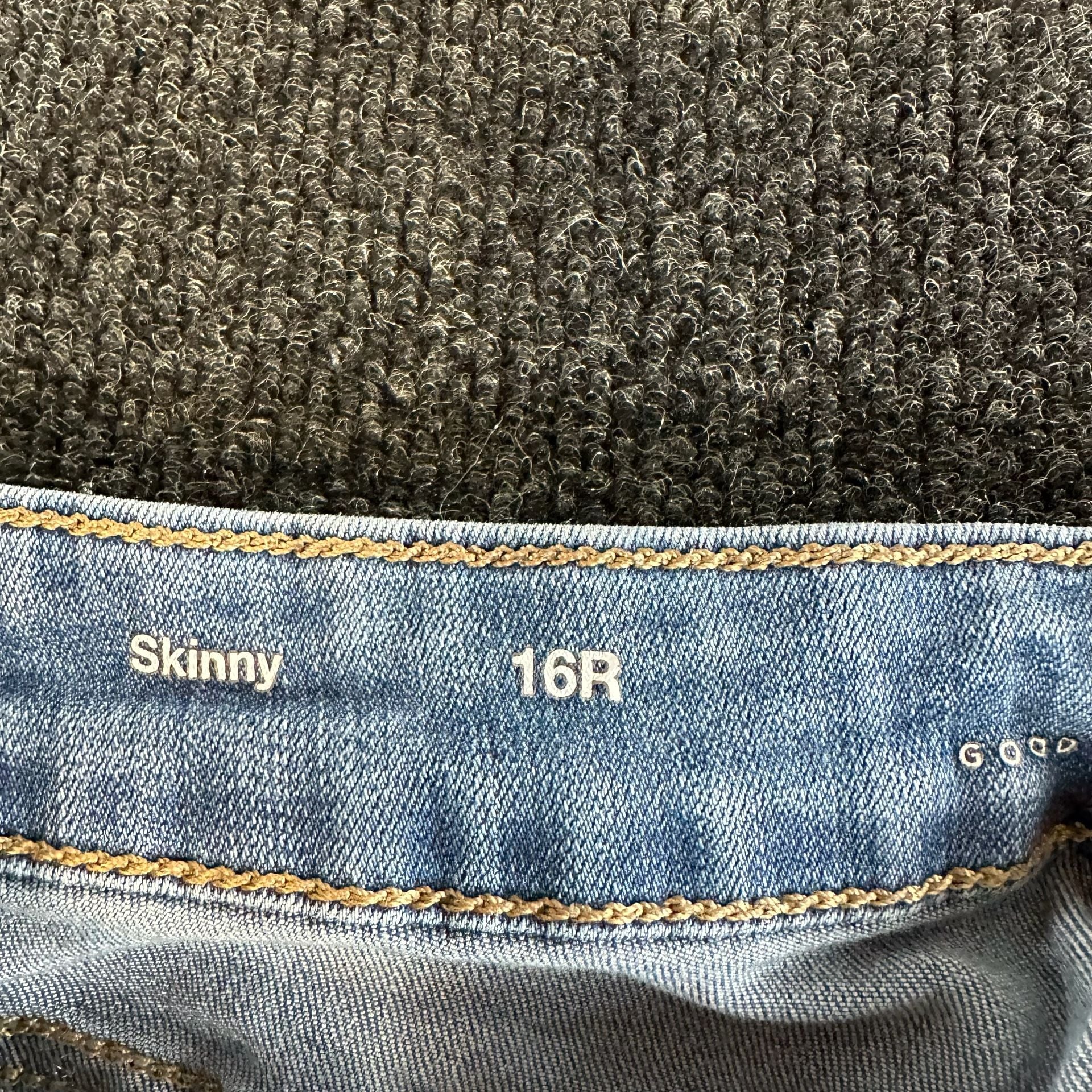 Sonoma Skinny Jeans Size 16R Light Wash Distressed 7
