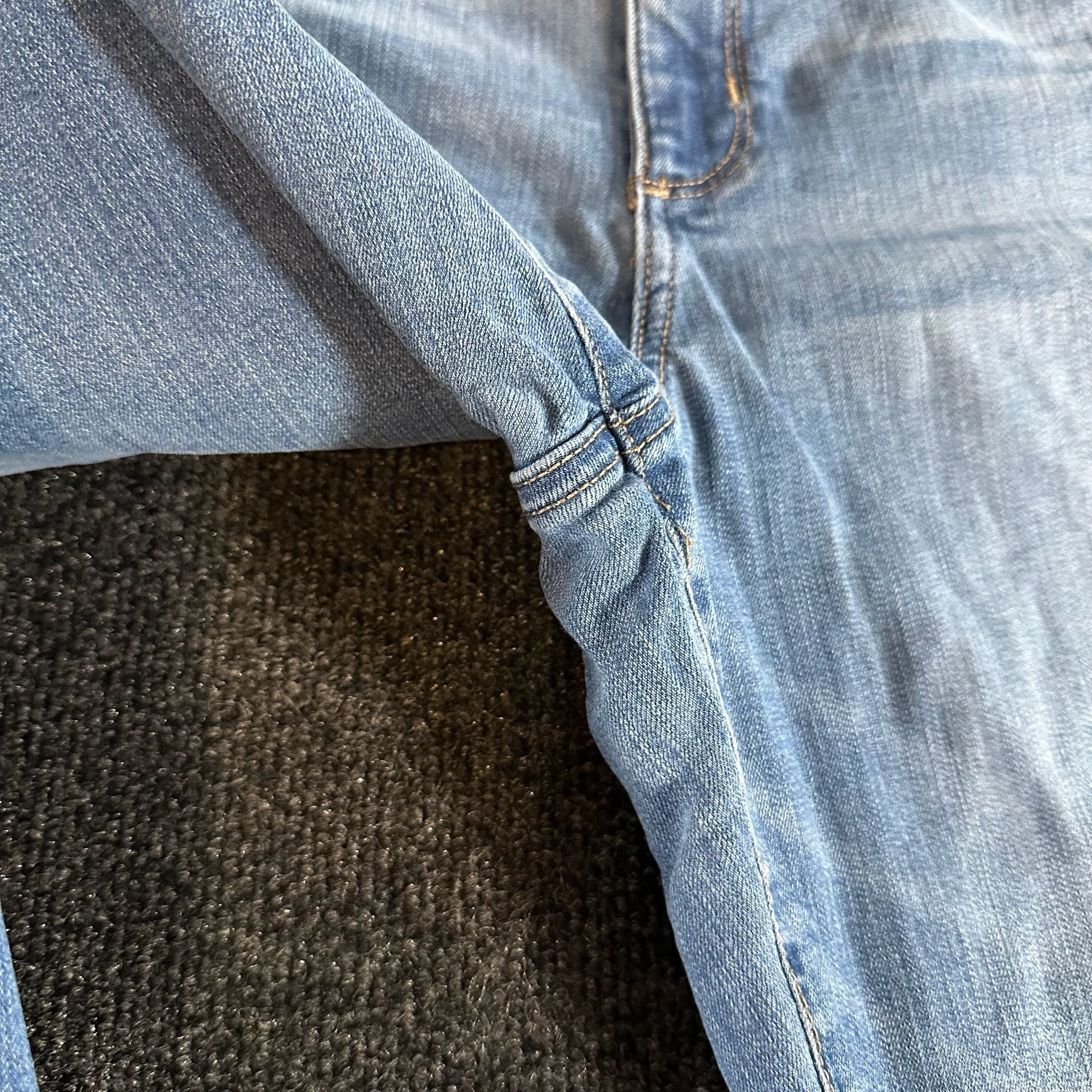 Sonoma Skinny Jeans Size 16R Light Wash Distressed 10